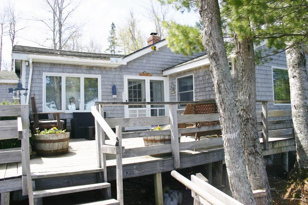 Vacation Property - Sandpiper Cottage
