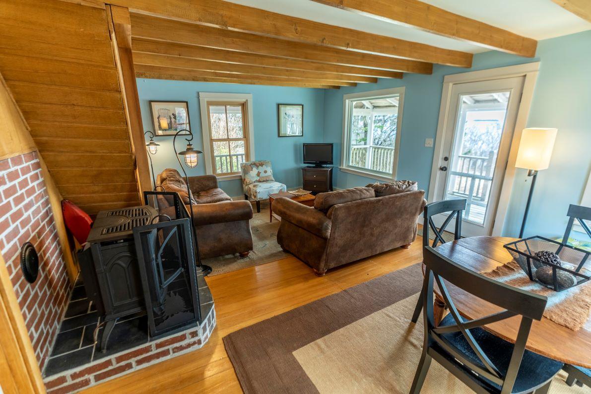 Image of Property Number 1053