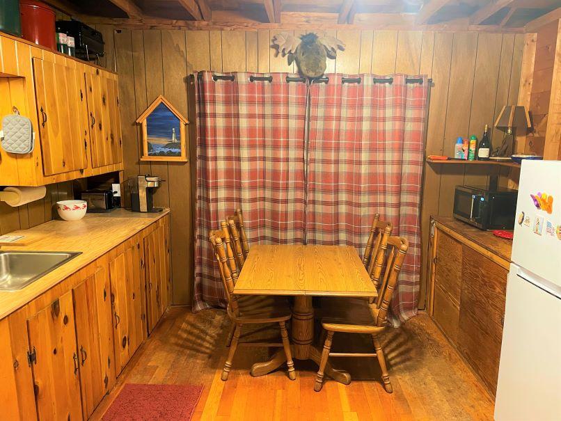 Image of Property Number 1052