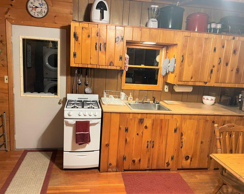 Image of Property Number 1052