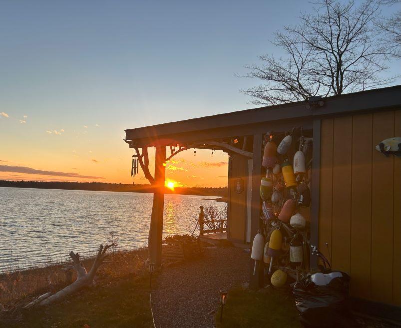 Vacation Property - Seal's Ledge Cottage